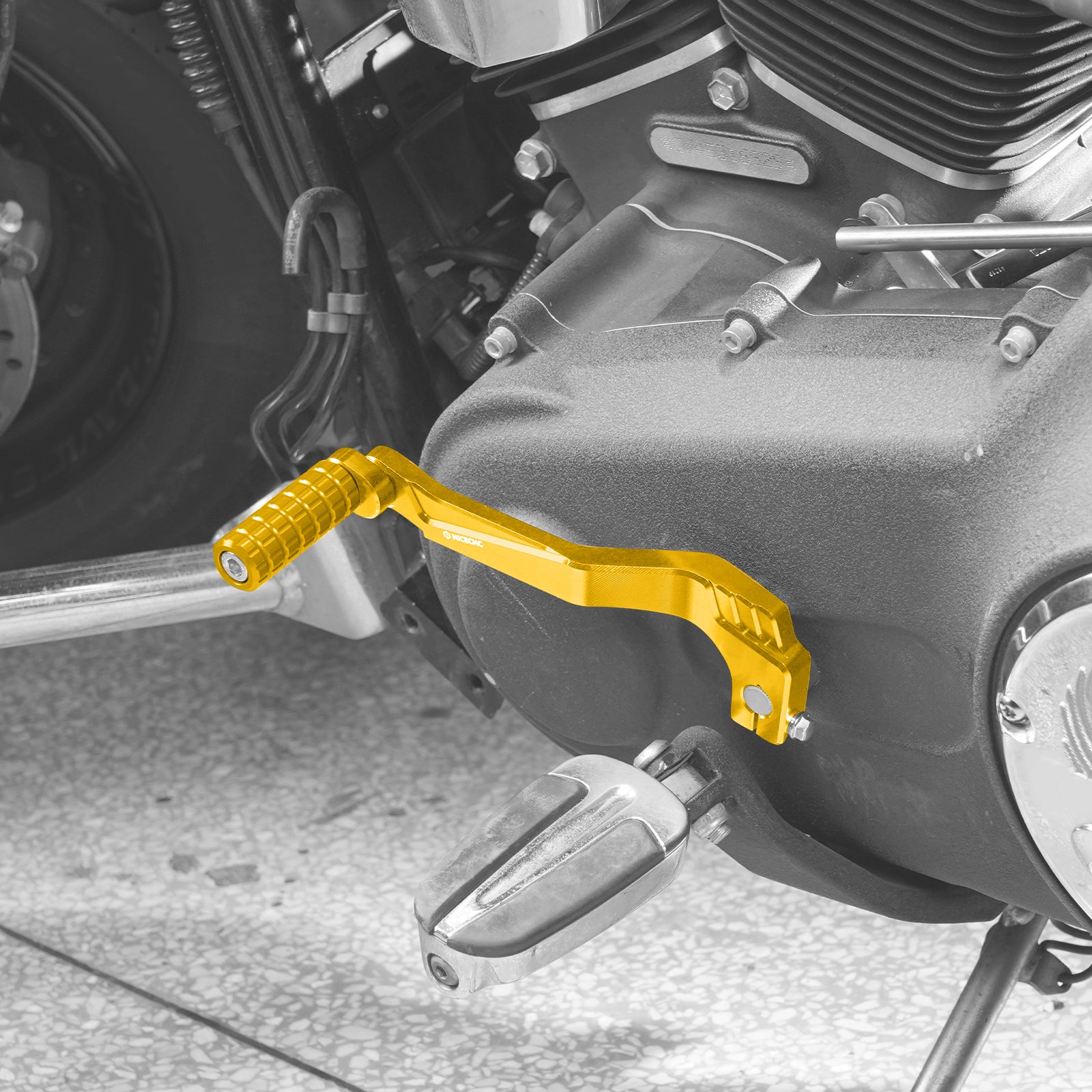 Gear Shift Lever with Peg For Harley Dyna Street Bob Super Glide Fat Bob Low Rider