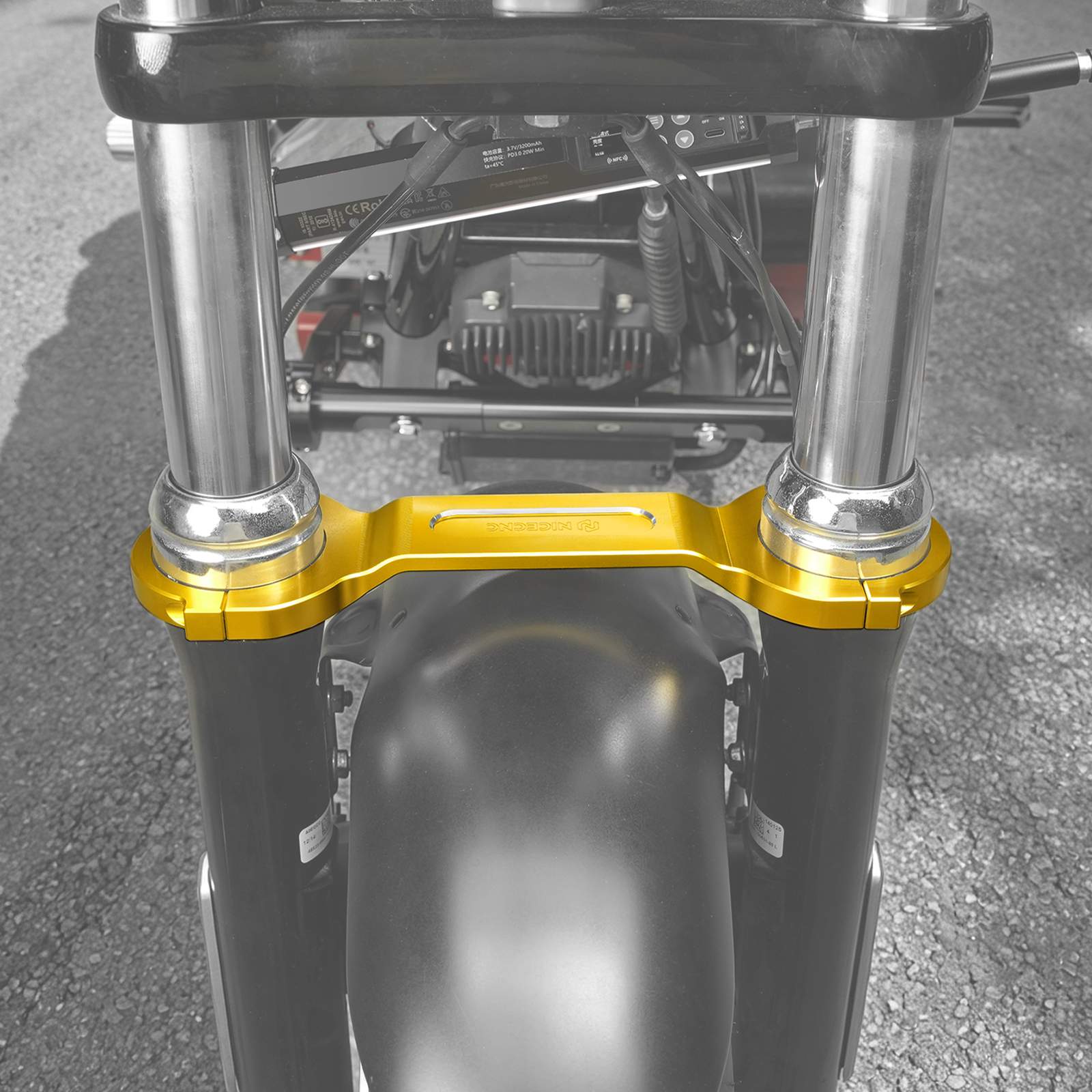 Front-End Stability Fork Brace for Harley Dyna Street Bob Low Rider 2006-2025
