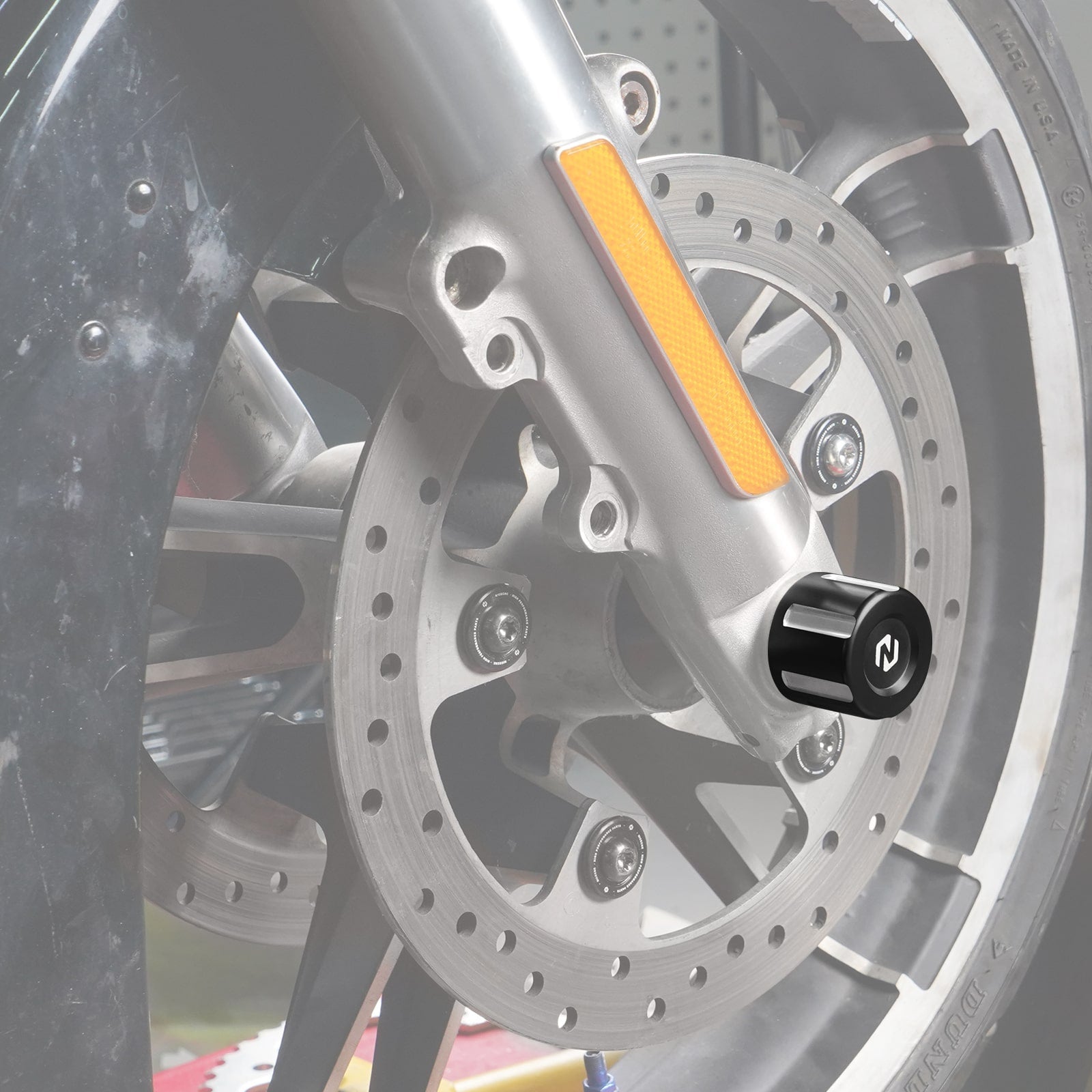 Front Axle Nut Covers Caps For Harley Road King Electra Street Glide Ultra Limited