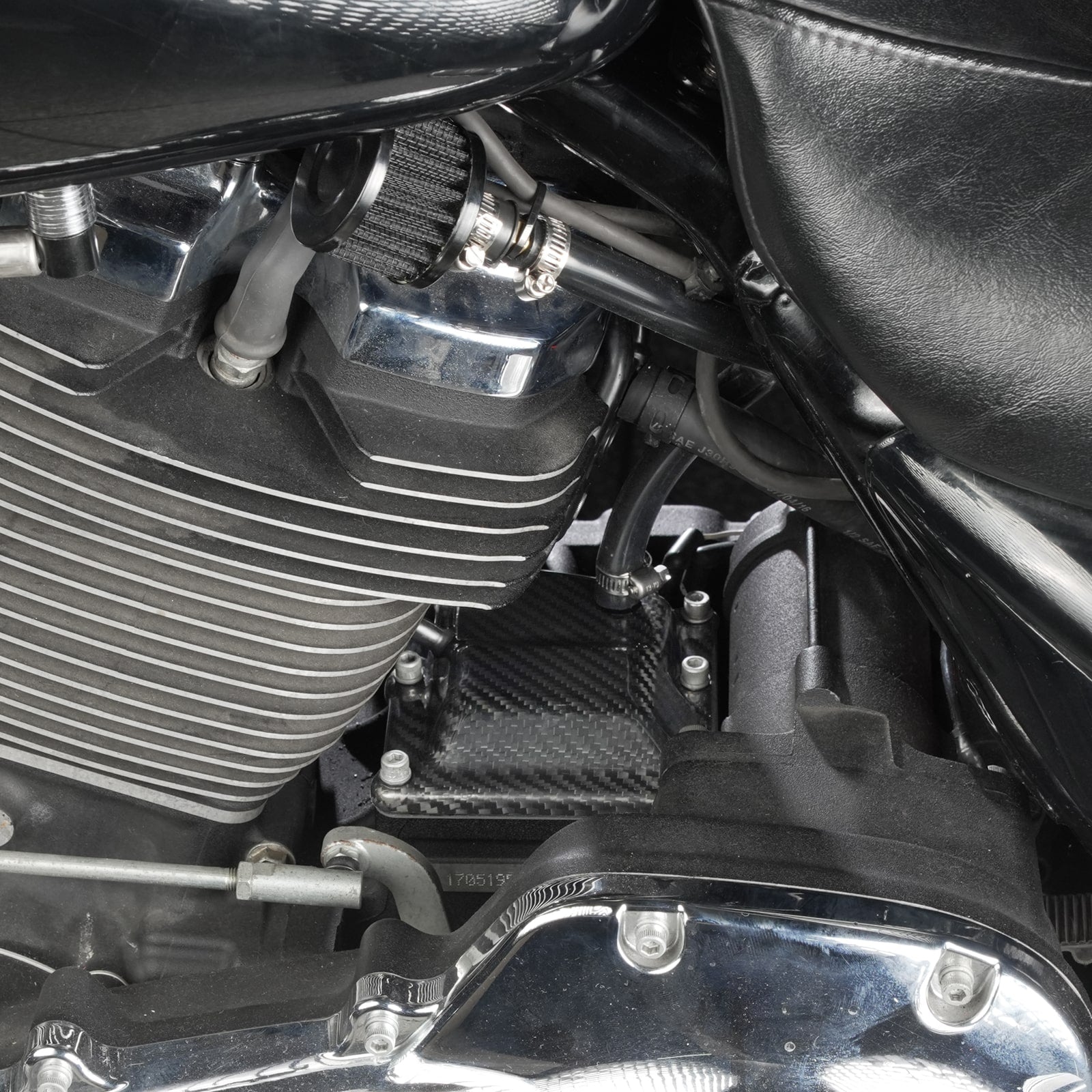 Carbon Fiber M8 Vented Transmission Cover w/Crankcase Breather For Harley Road Street Glide