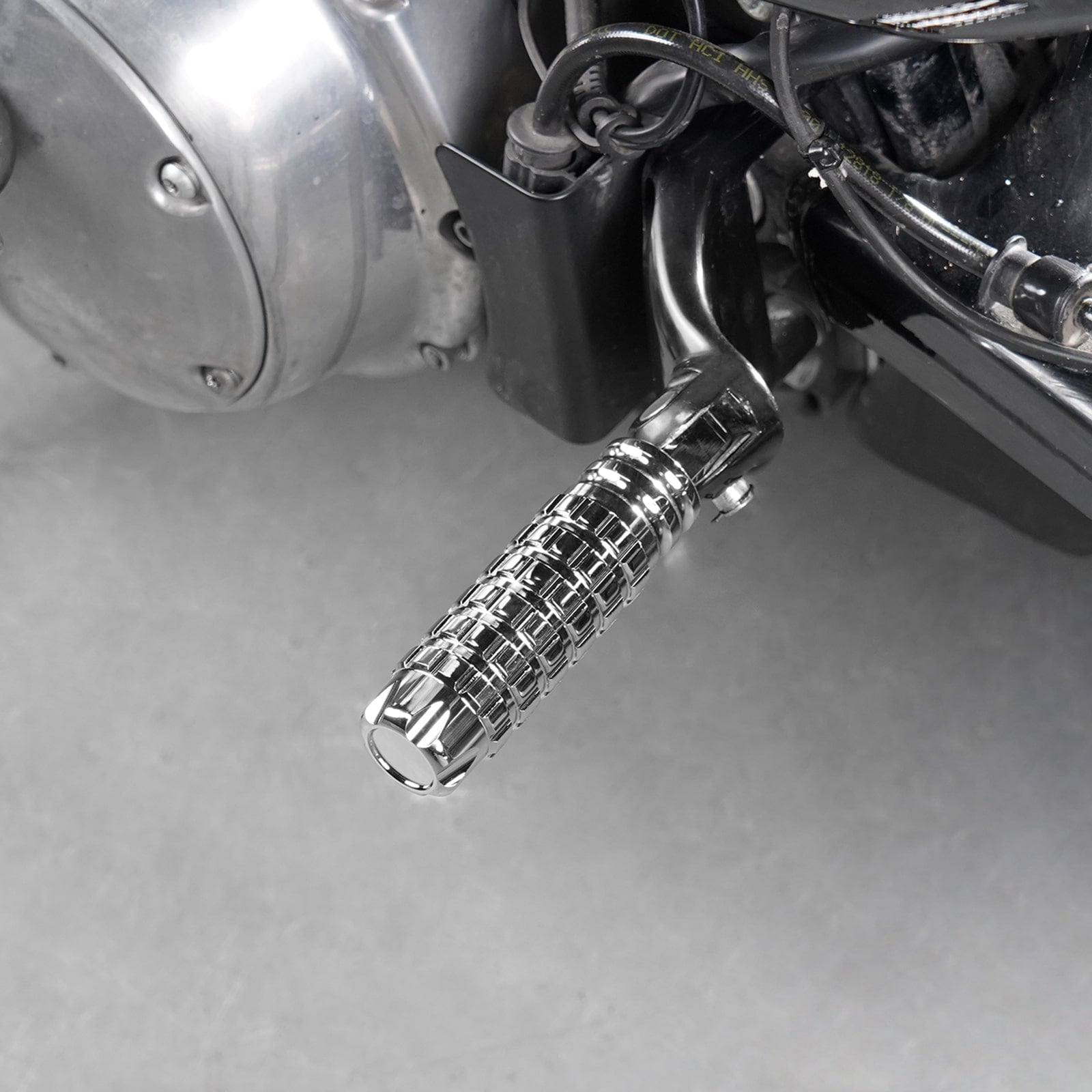 Chrome Rear Passenger Foot Pegs For Harley Sportster 1200 72 48 XL Iron 883