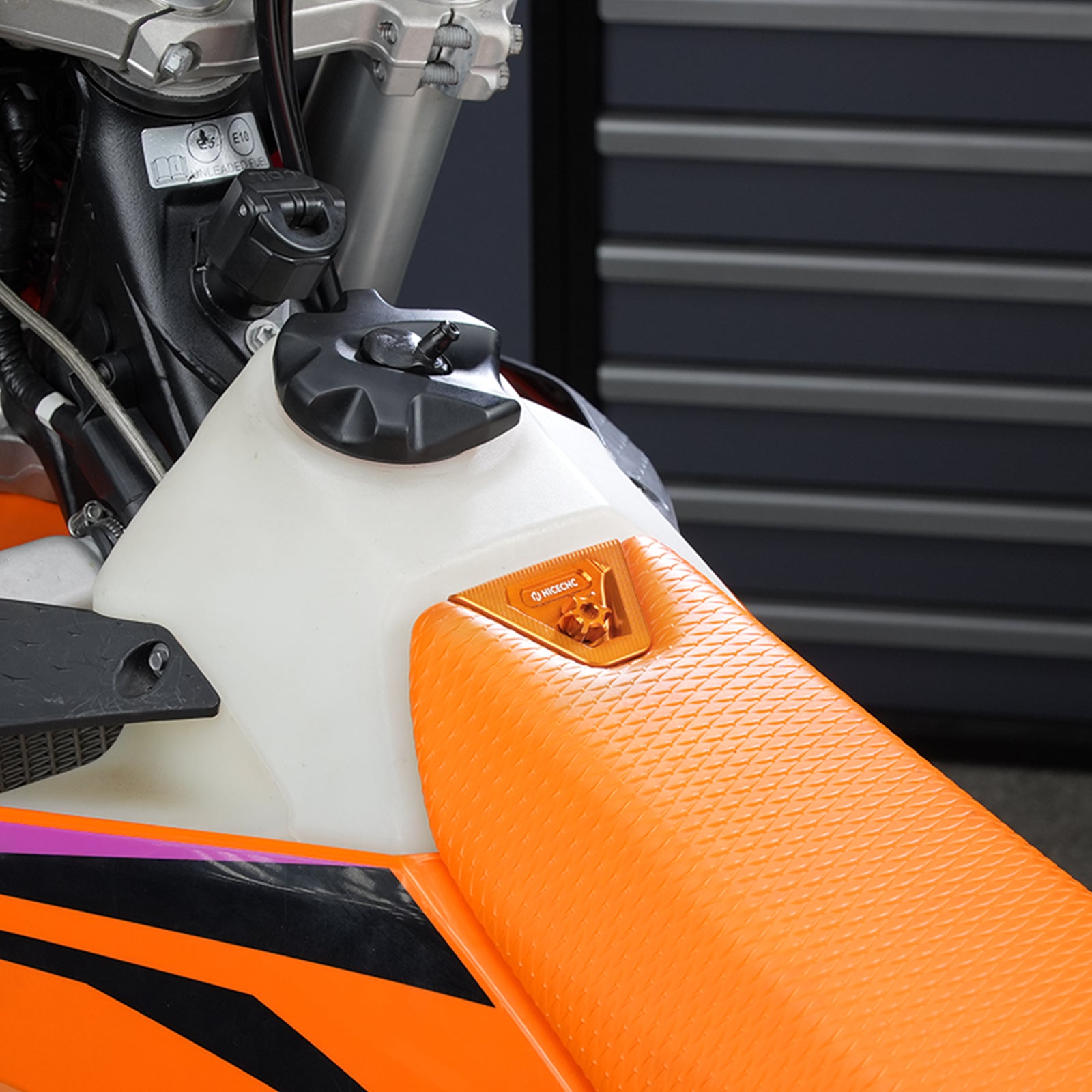 Seat Mount Bracket & Cover Protection for KTM 150-500 EXC/EXCF/XCW/XCF-W/XW-F 2024-2026