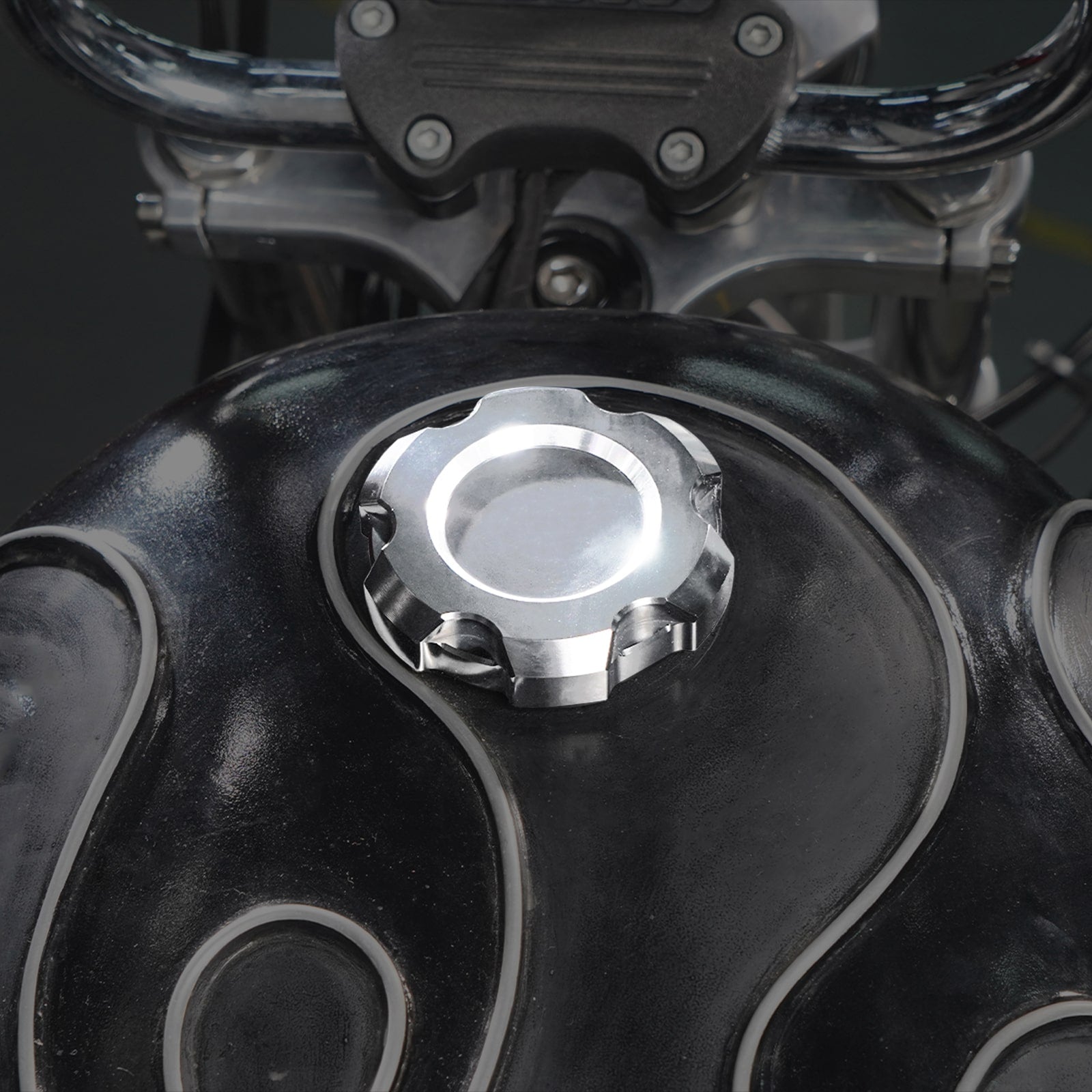 Gas Fuel Tank Cap Cover For Harley Dyna Street Bob Wide Super Glide Fat Bob