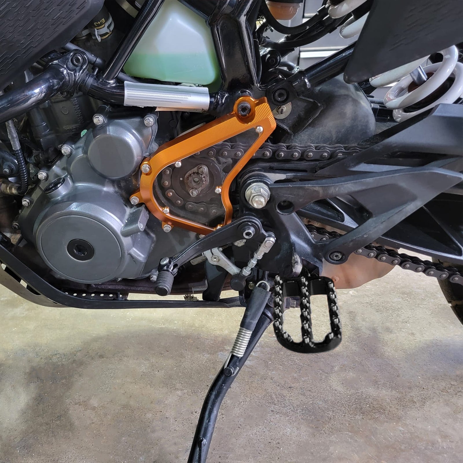 Forged 0° Horizontal Flat Wide Enlarged Foot Pegs For KTM 390 Adventure 2020-2024