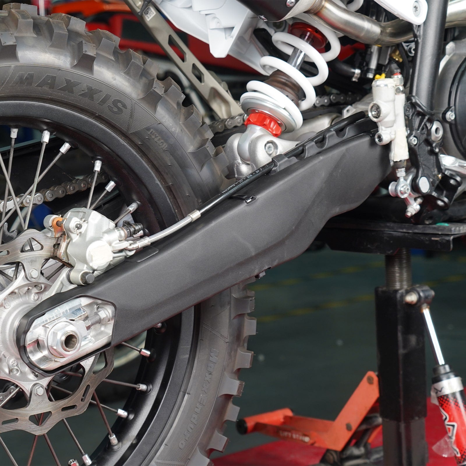 Rear Swingarm Guards For KTM 350 500 EXC-F 2024-2026