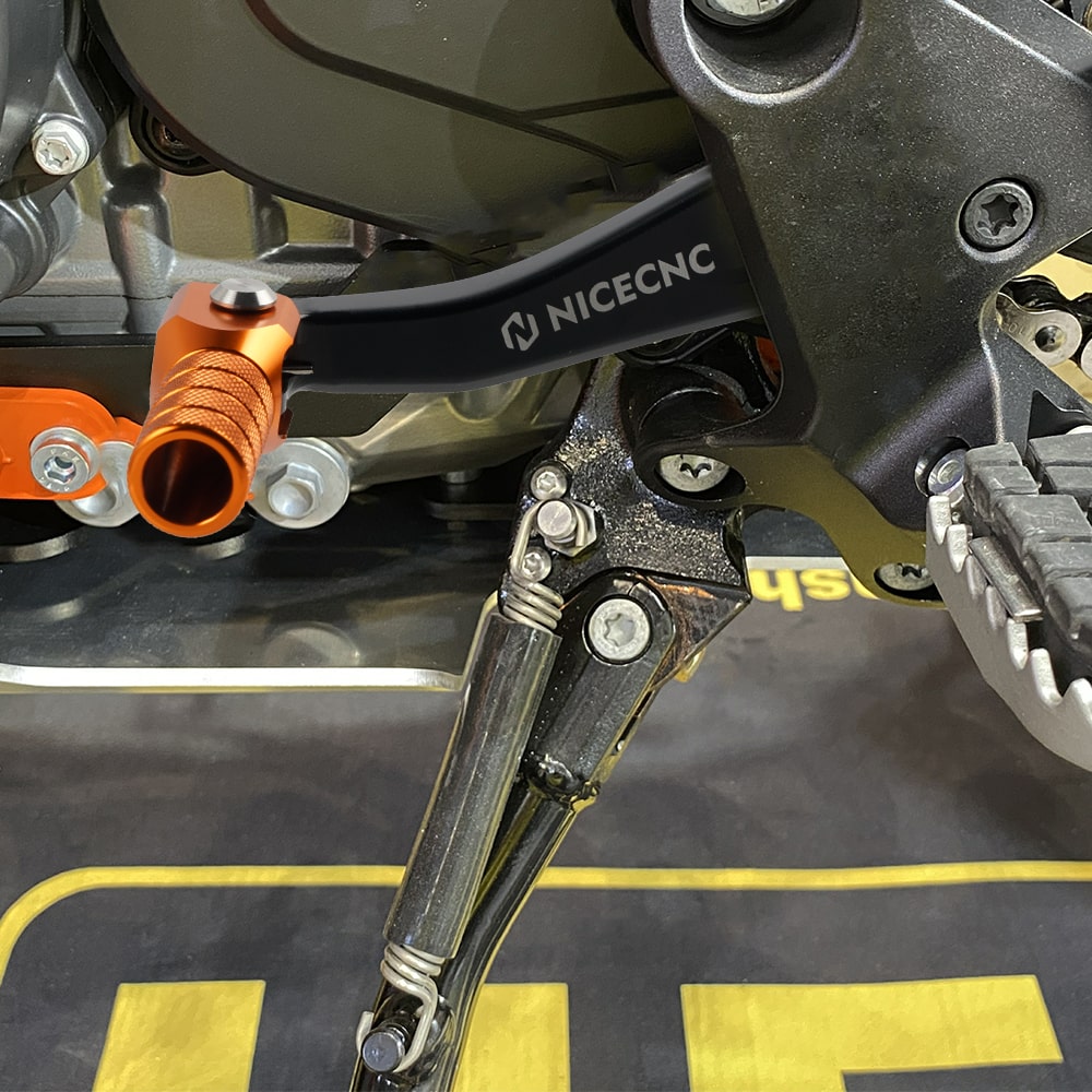 Upgraded Folding Extended Gear Shift Lever For KTM 790 890 Adventure R SMT
