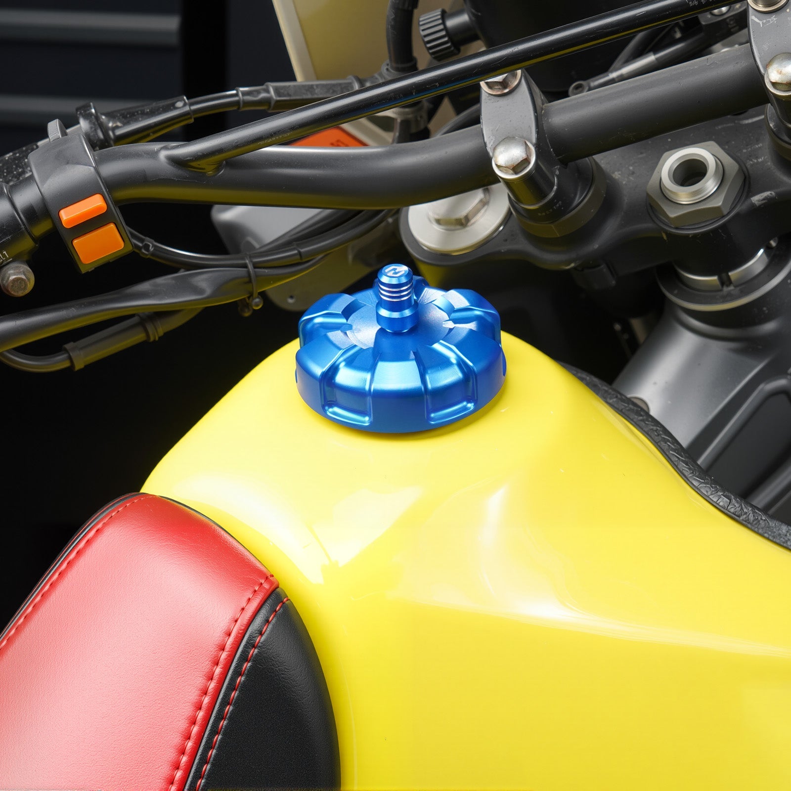 Vented Gas Tank Cap Cover For Suzuki DR650 S / SE 1996–2019