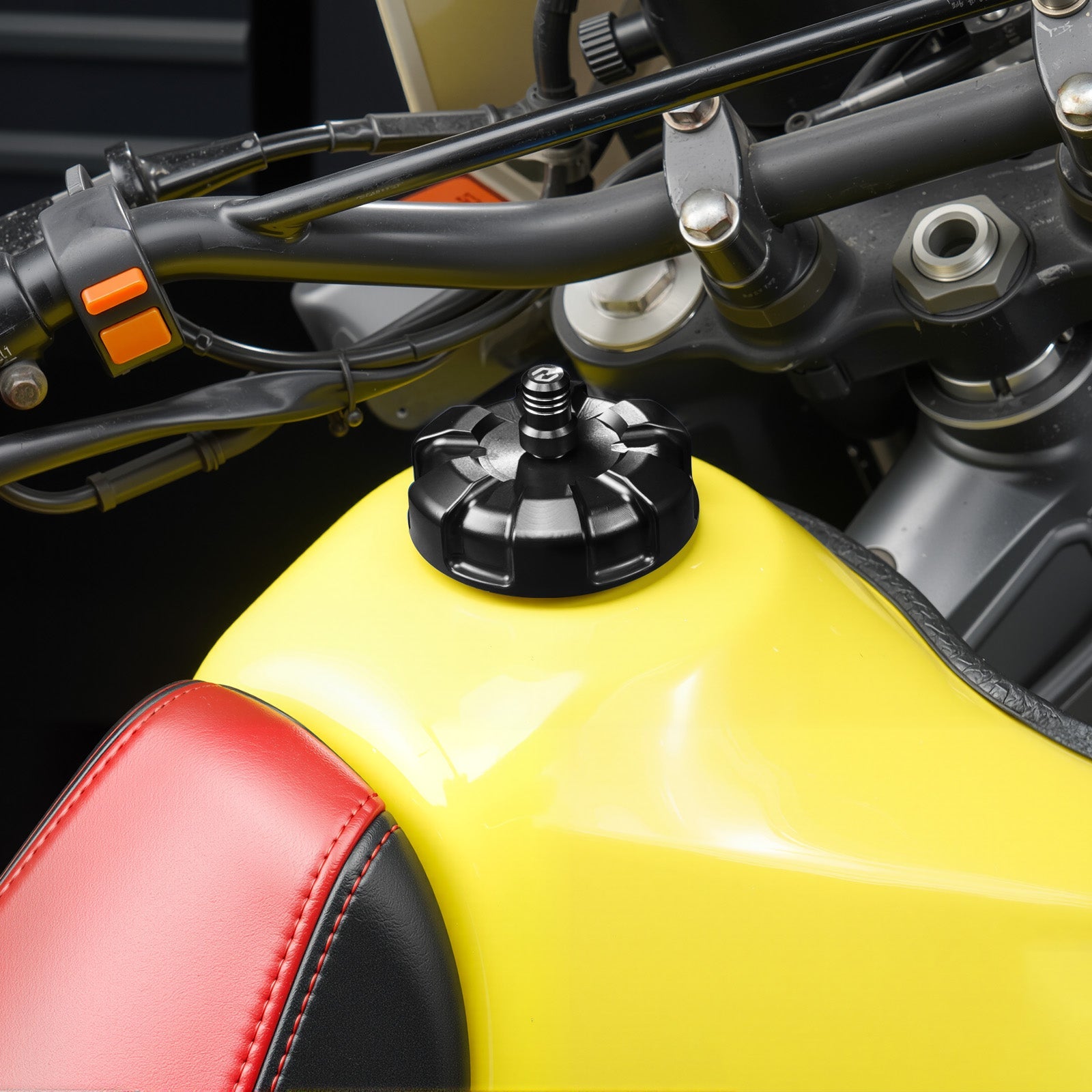 Vented Gas Tank Cap Cover For Suzuki DR650 S / SE 1996–2019